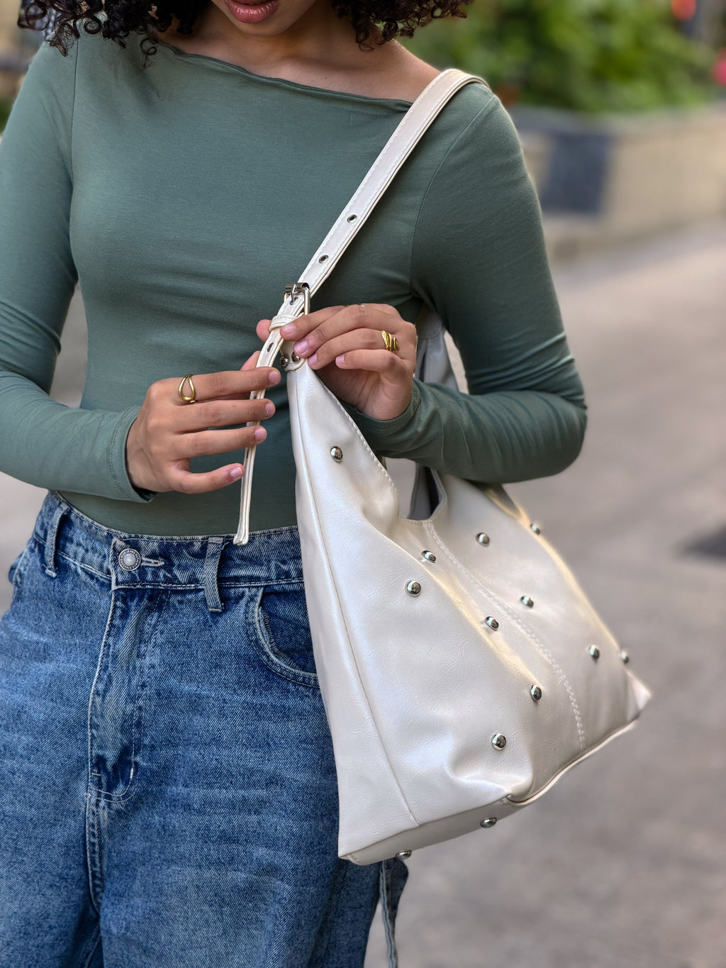 Lorenna-cream Beige