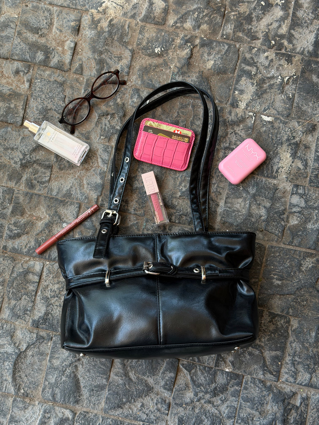 Valia-Black