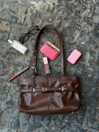 Valia-Brown